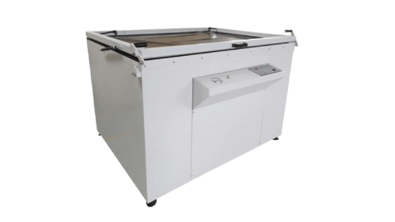 Exposure unit used in drying screens in screen printing